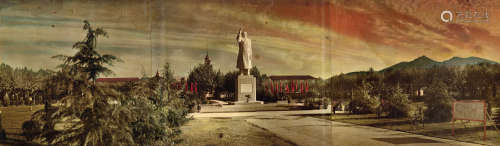 1966 南京军事学院前的毛泽东巨像（长卷） 银盐纸基