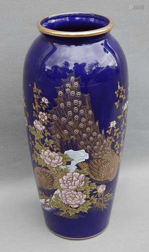 Blumenvase mit Paradiesvögeln,Porzellan,kobaltblau,wohl Osta...