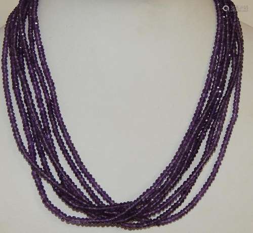 7-reihiges Halscollier mit Amethysten,Länge ca.36cm