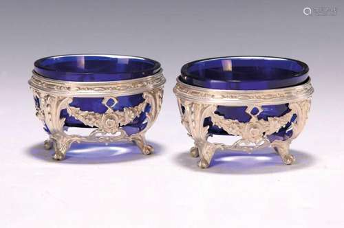 A pair of salting dishes/spice bowls, silver around 1900