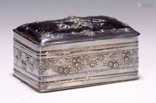 Lidded box, Schmolz Wilhelm & Co., around 1910, 800