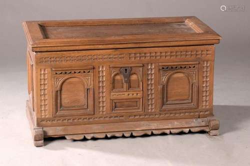 Small baroque chest, 20th century, solid oak, richly