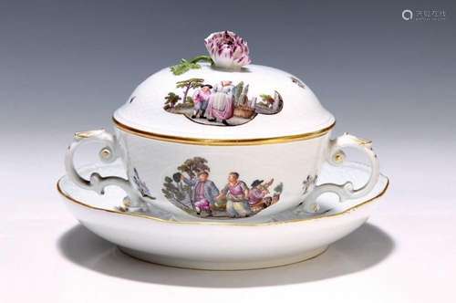 Small covered tureen with presentoir, Meissen,around 1750