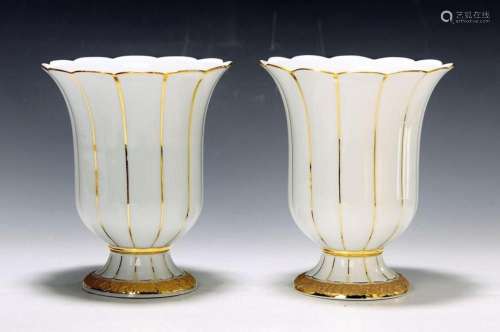 Pair of porcelain vases, Meissen, X-shape, 1960s