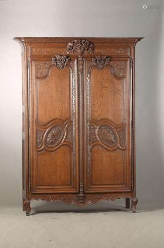 Lorraine cupboard, France, around 1860, solid oak, with