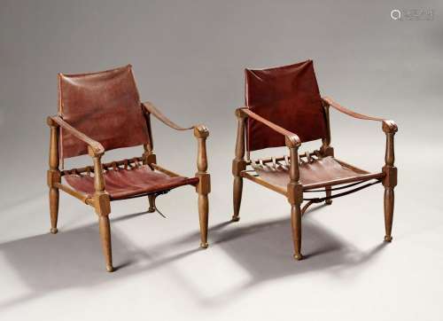 Kaare KLINT, dans le style de <br />
Deux fauteuils "sa...