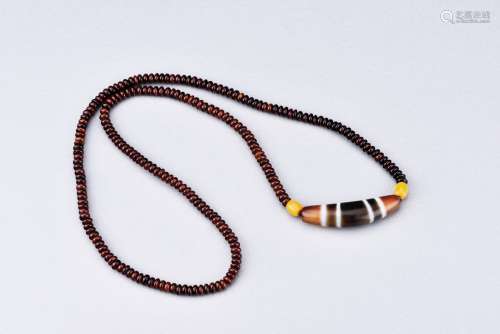 清 西藏三色線珠配蜜蠟項鏈
