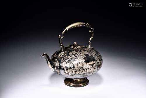 十九世紀 歐洲纏枝紋銀壺