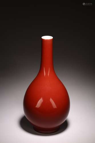 紅釉膽瓶