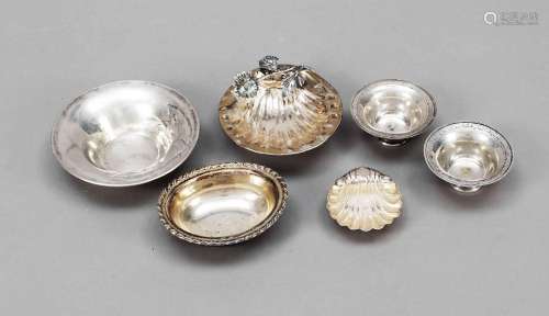 Six small bowls, 20th century, diff
