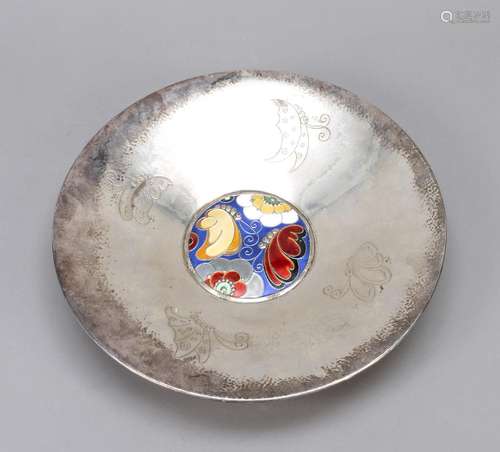 Round bowl, Norway circa 1930, mark