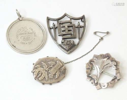 Assorted items to include a Victorian silver brooch hallmark...