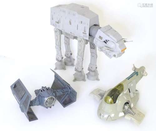 Toys, Star Wars spaceships / vehicles, comprising: 1981 Kenn...