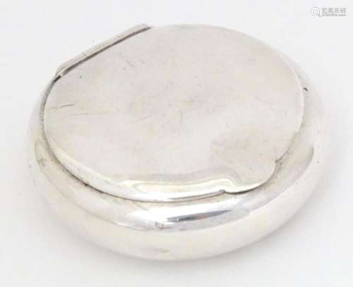 A silver box snuff box of circular form hallmarked London 20...