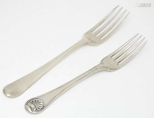 A Geo III silver table fork, hallmarked London 1805, maker W...