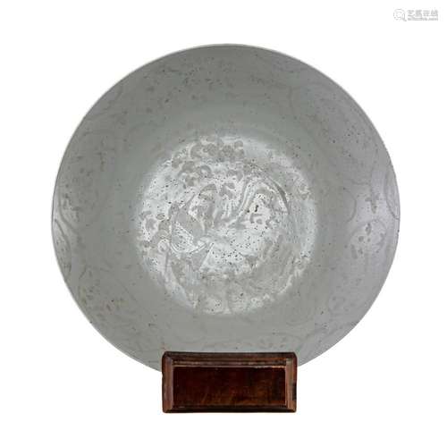 A Chinese Swatow type Binh Thuan cargo porcelain dish,Ming d...