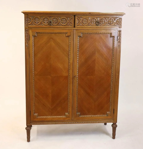 Early 20thC French Acanthus-Carved Linen Chest