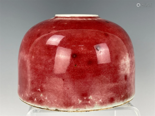 A Chinese Red Glaze Porcelain Pot