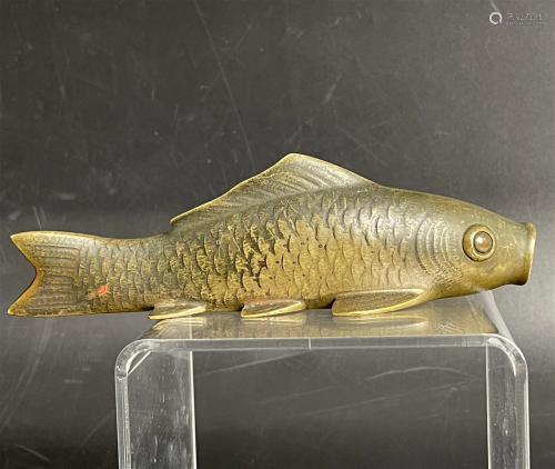 A Brass Fish Shape Paper Weight Jiushou Mark