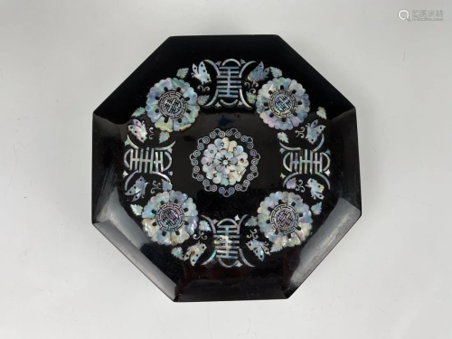 COLORFUL MOTHER OF PEARL INLAID BLACK OCTAGON BOX