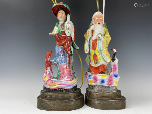 Two Chinese Famille Rose Porcelain Statues Lamps