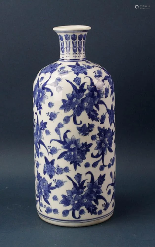 Chinese Blue and White Porcelain Vase