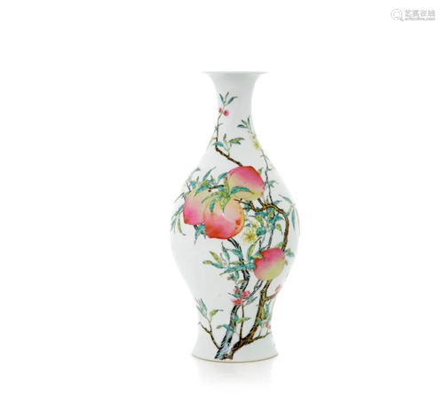 Fine Chinese Famille Rose Peach Vase