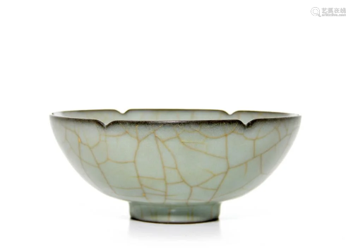 Chinese Guan-type Porcelain Bowl