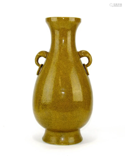 Chinese Teadust-glazed Vase