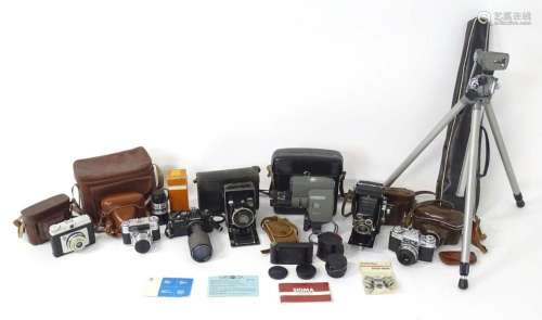 A quantity of 20thC film cameras and equipment, comprising: ...
