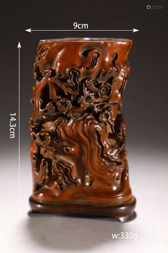 Zhang Hongyu Mark, Carved Boxwood Flower Brush Pot