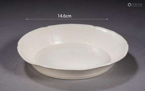 White Tianbai-Glazed Lobed Plate