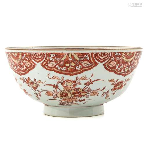 An Iron Red and Gilt Bowl