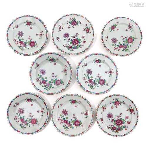 A Collection of 8 Famille Rose Plates