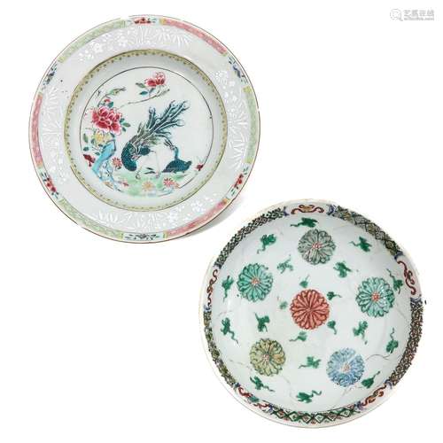 A Lot of 2 Famille Rose Plates