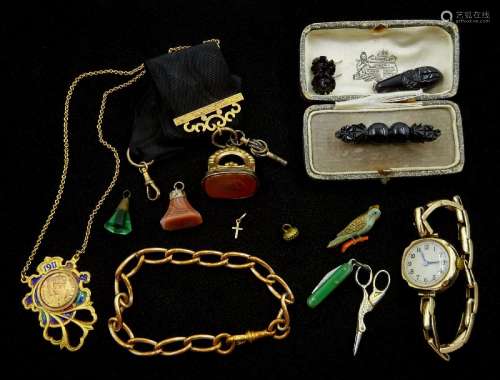 19th century and later jewellery including 9ct gold manual w...