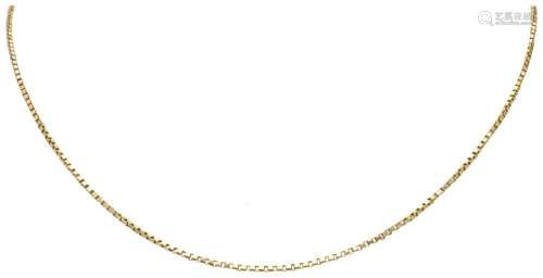18K Yellow gold Venetian link necklace.