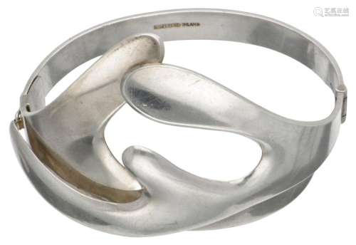 Sterling silver bracelet by Elis Kauppi for Kupittaan Kulta.