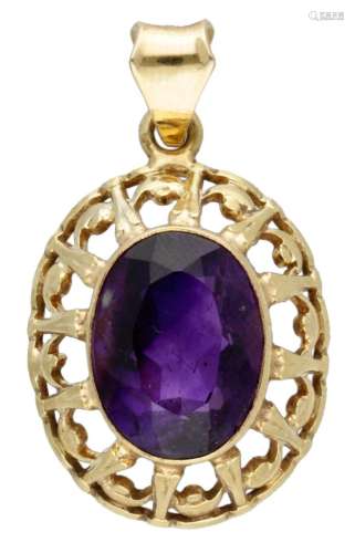 14K. Yellow gold pendant set with approx. 3.60 ct. amethyst.