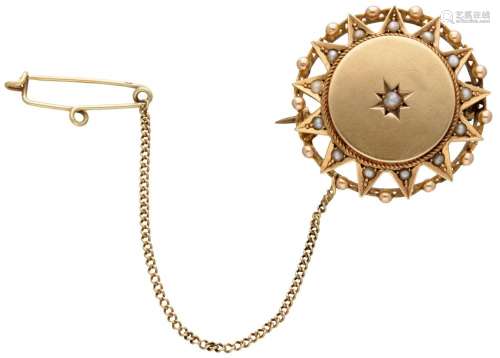 Victorian 14K. yellow gold star-shaped brooch set with seed ...