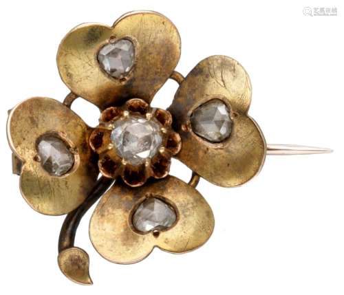 BLA 10K. yellow gold four-leaf clover brooch set with diamon...