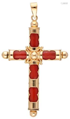 18K. Yellow gold antique cross pendant set with red coral.