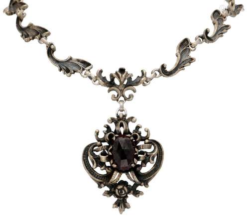 835 Silver necklace with pendant set with approx. 6.91 ct. g...