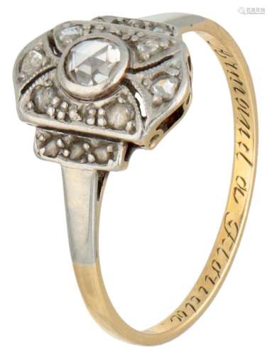 Vintage 14K. bicolor gold ring set with diamond.
