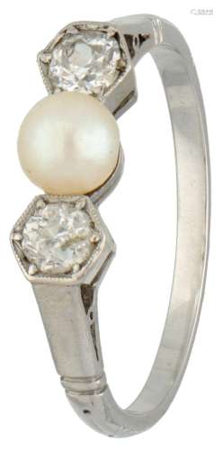Pt 900 platinum Art Deco ring set with approx. 0.36 ct. diam...