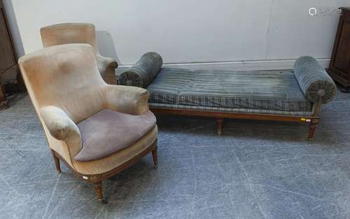 Paire de bergères confortables et banquette en bois de placa...