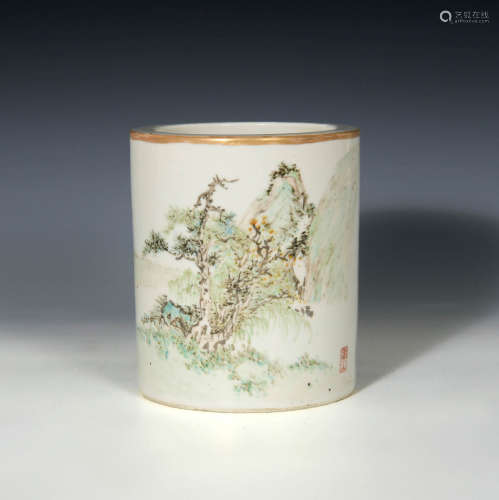 十九世紀晚 淺絳彩山水筆筒A Qianjiang enameled brush pot, Lat...