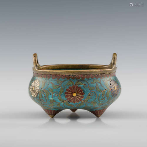 清乾隆 銅胎掐絲琺琅沖天耳爐A Chinese cloisonne censer, Qianl...