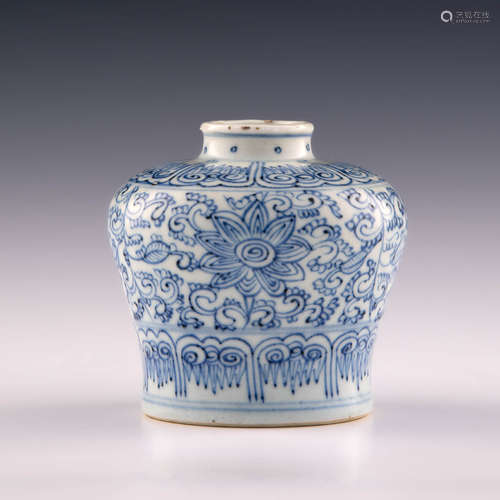 十八世紀 青花纏枝蓮天字罐A Chinese blue and white jar, 18th ...