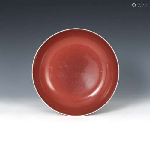 清乾隆 祭紅釉盤A Chinese copper red plate, Qianlong period